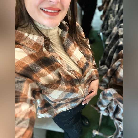 Beautiful jacket - Picture 7 of 9